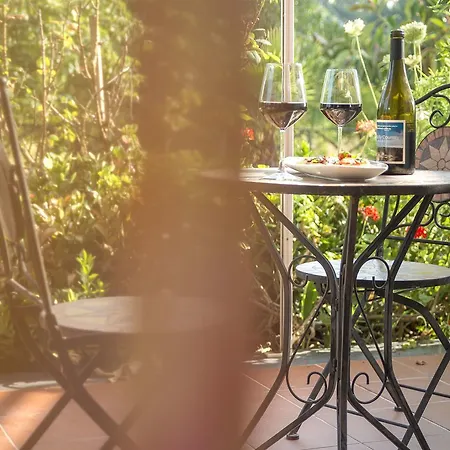 Alloggio per agriturismo Sicily & *