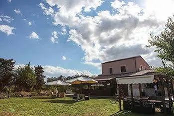 Alloggio per agriturismo Sicily & Aeroporto di Catania Fontana Rossa