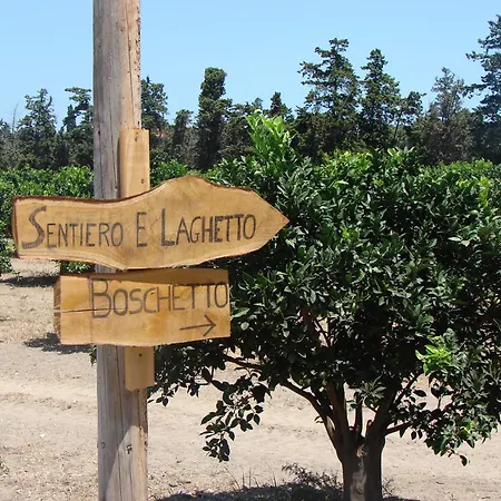 Farm stay Sicily & *